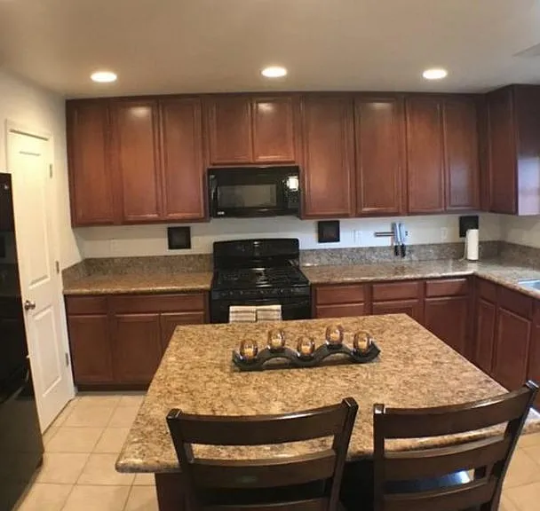 1668 Spicewood Cir — Photo 4