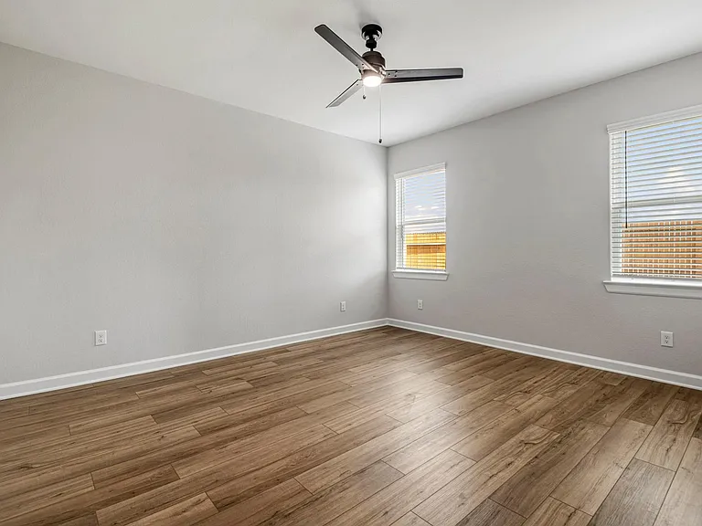 15683 Honey Cove Dr — Photo 14