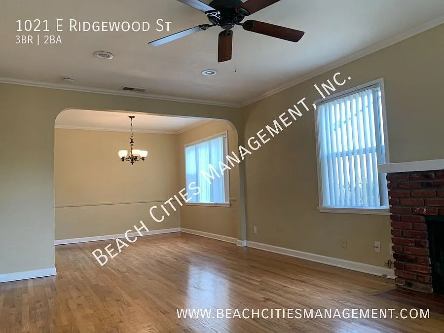 Spacious 3 Bedroom 2 Bath in highly sought out Bixby Knolls! — Photo 4