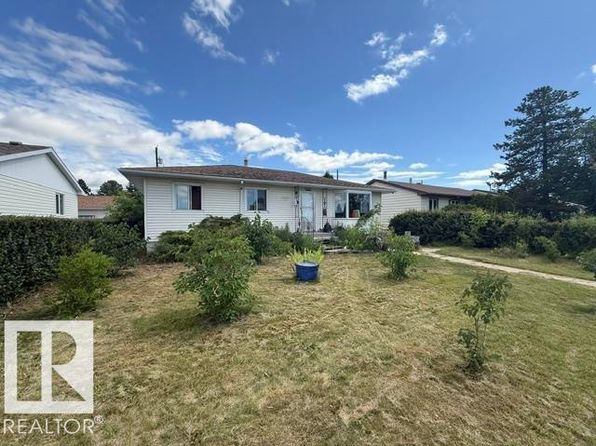 9128 129b Ave NW, Edmonton, AB T5E 0P5