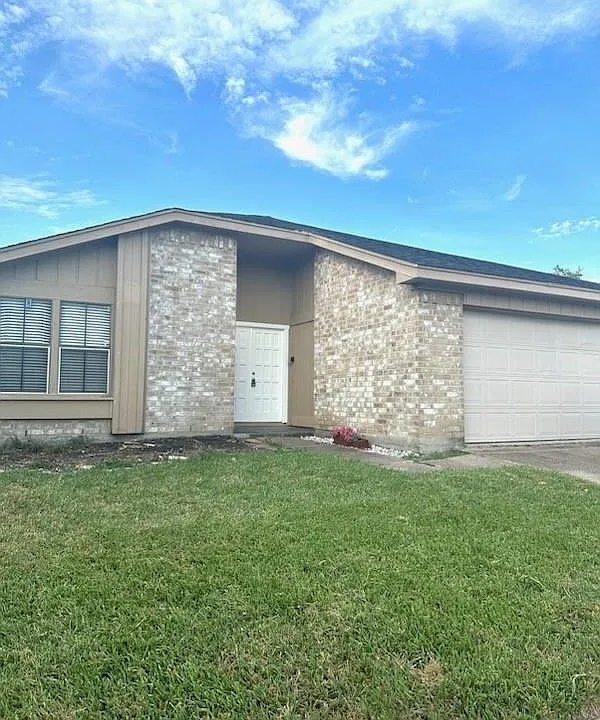 16022 Vista Del Mar Dr