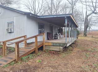 199 Dixon Ln, Waynesboro, TN 38485