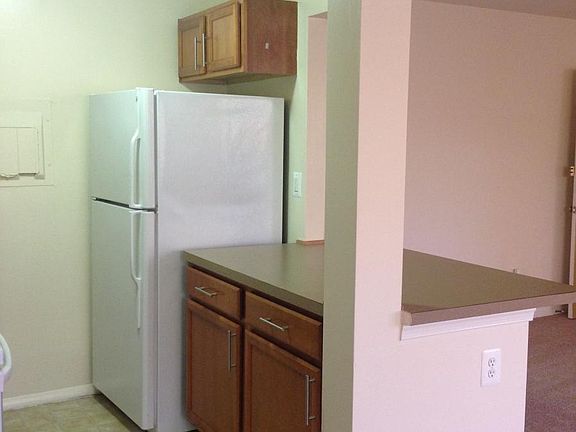 3rd image of 10818 Harvey Dr APT 06