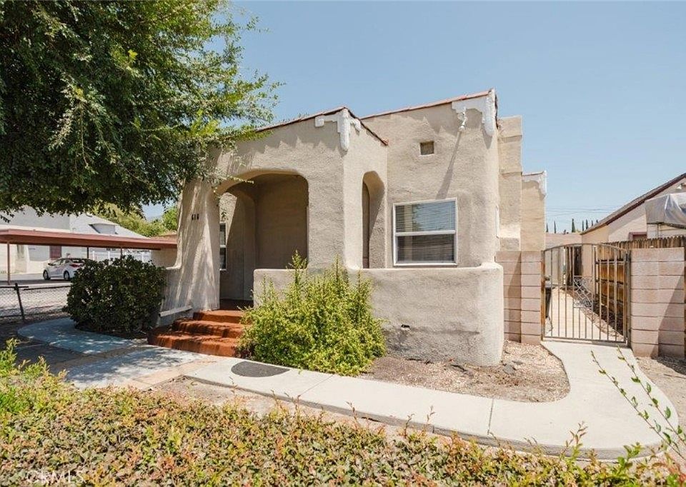 1st image of 616 S Canyon Blvd