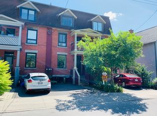 176 Gladstone Ave #1, Ottawa, ON K2P 0Y3