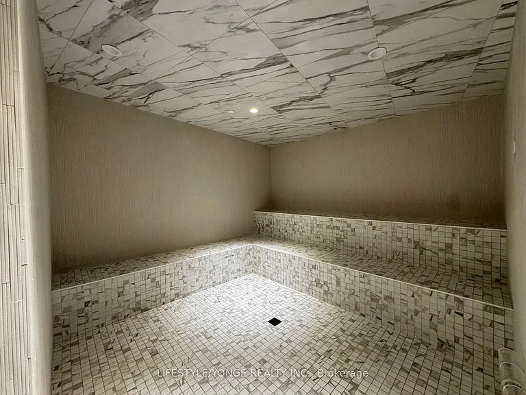858 Dupont St #817 — Photo 21