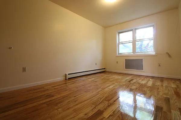 Rented by Cover Realty NYC | media 49