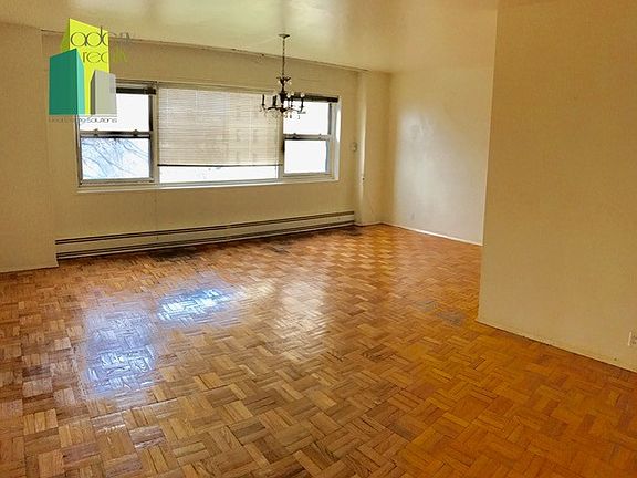 2nd image of 4 Fordham Hill Oval APT 4B