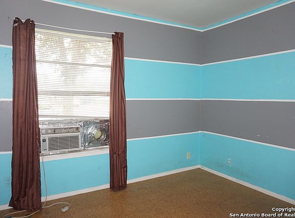 5th image of 107 Tropicana Pl