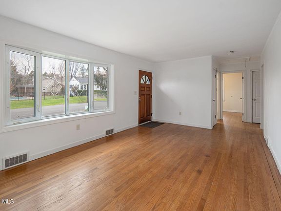 4th image of 1 Philip Court