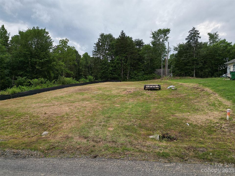 2nd image of 13505 Main Dr