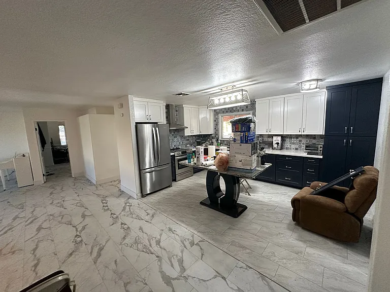 2025 Whipple Ave — Photo 39