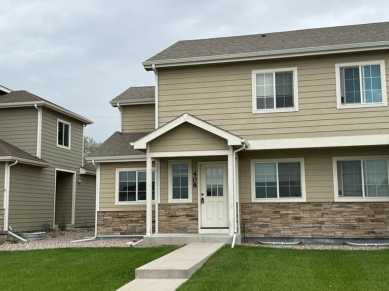 418 Cribbon Ave — Photo 1