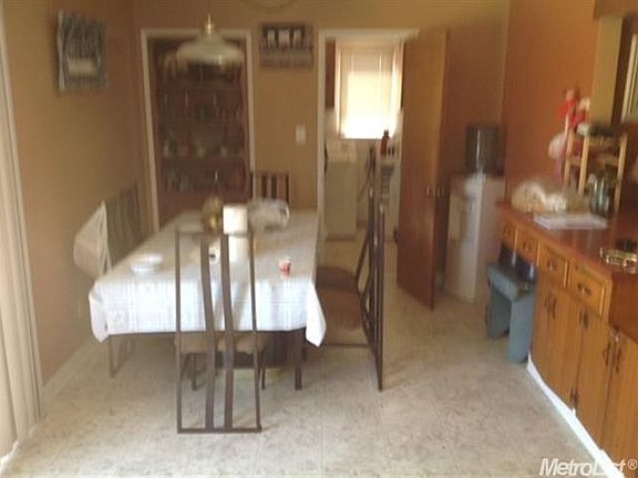 5th image of 6925 Milbrook Way