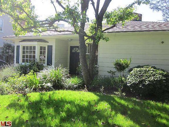 3rd image of 1225 Peck Dr
