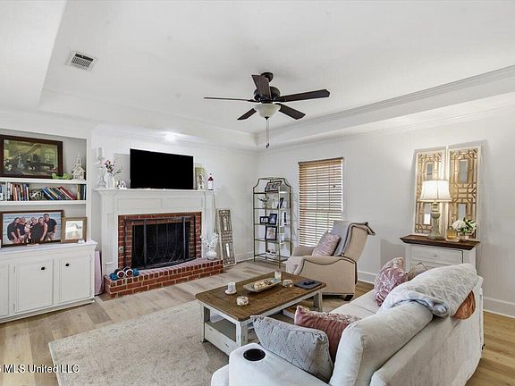 5th image of 436 Brentwood Dr