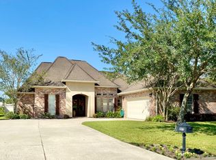 1073 Oak Harbor Dr, Morgan City, LA 70380