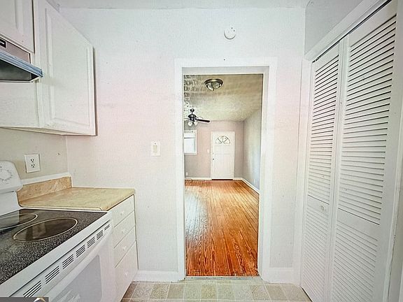5th image of 1332 Eubanks Ave