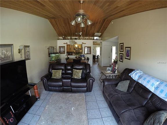 5th image of 200 Kellwood Ct