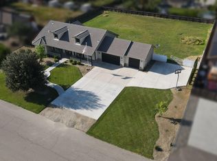 12166 Bermuda St, Visalia, CA 93291