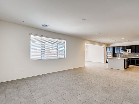 3rd image of 17333 S Ironwood Bend Dr