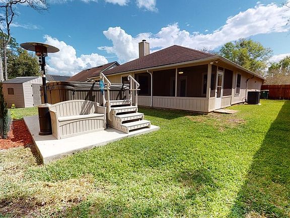 4th image of 3671 Mandarin Woods Dr N
