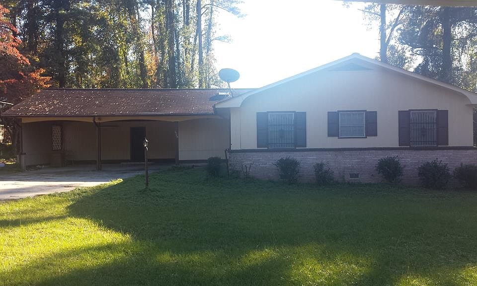 1st image of 1729 Pinebrook St