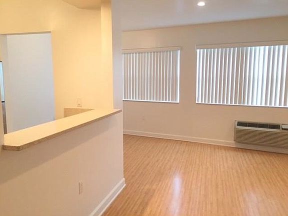 2nd image of 8001 NE Bayshore Ct #1STFL