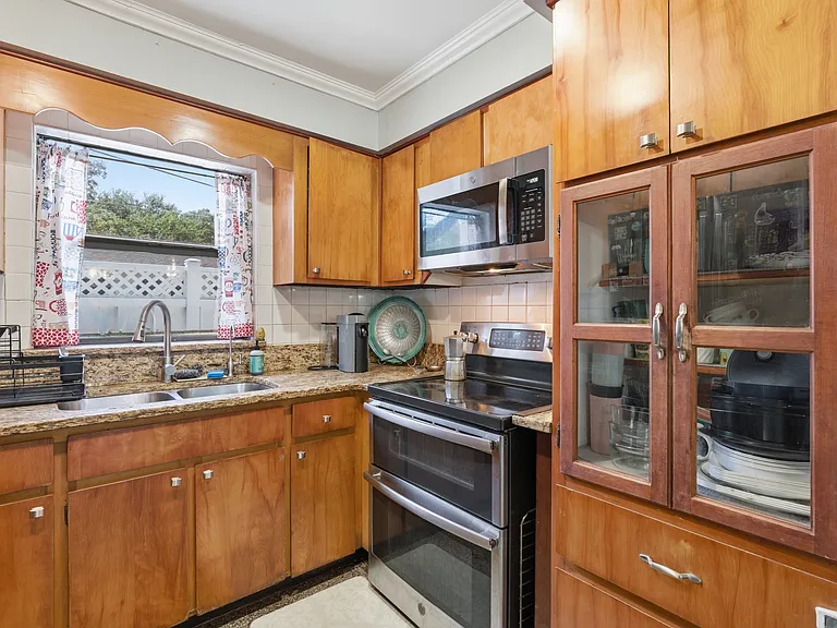 6403 Paddock Ave — Photo 11