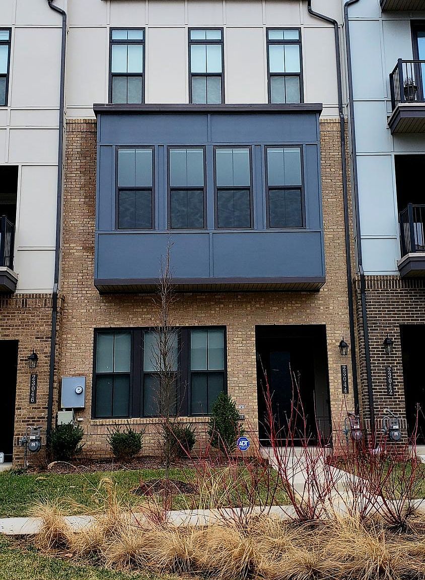 23044 Lavallette Sq, Ashburn, VA 20148 Zillow