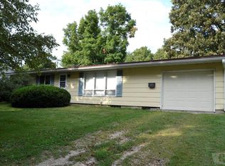 303 N Elm St, Toledo, IA 52342
