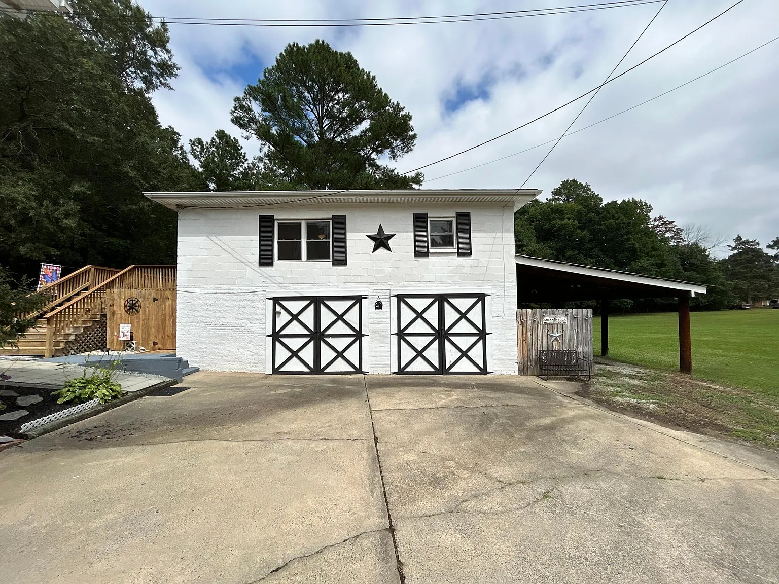 2 bed, 800 sqft, $1,350 — Photo 1