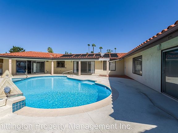 4th image of 1701 Hacienda Pl