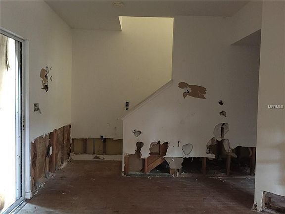 3rd image of 4319 Tyler Cir N