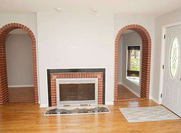 5th image of 1445 Ostrander Ave