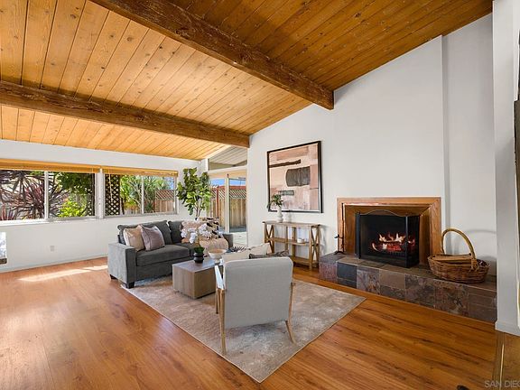 4th image of 5336 Castle Hills Dr