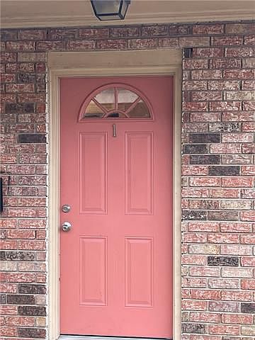 1st image of 627 Alvar St APT 1