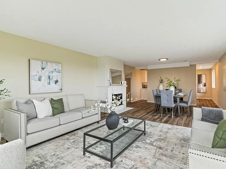 2615 E McLoughlin Blvd — Photo 9