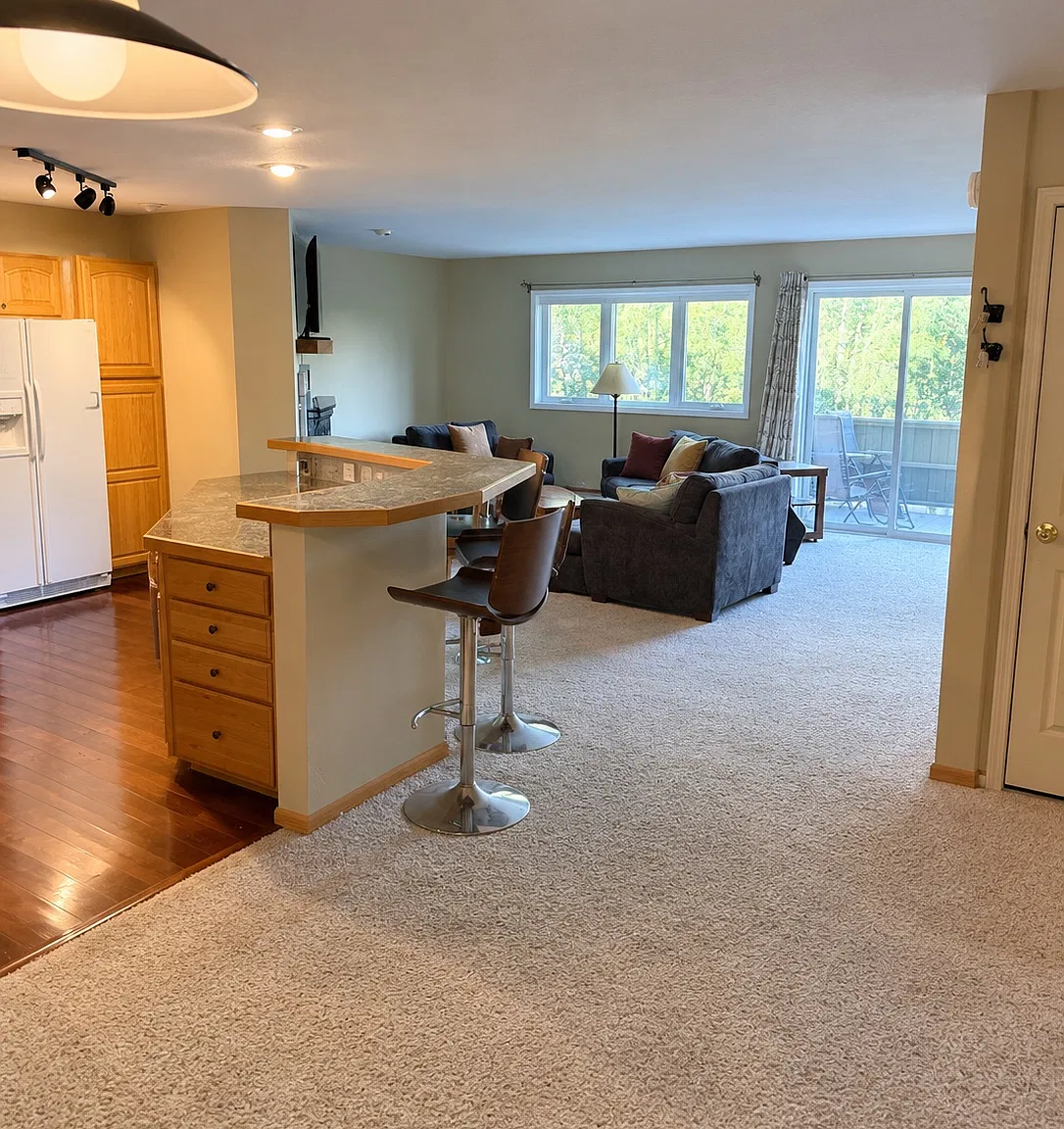 2 bed, 2.5 bath, 1792 sqft, $1,650 — Photo 4