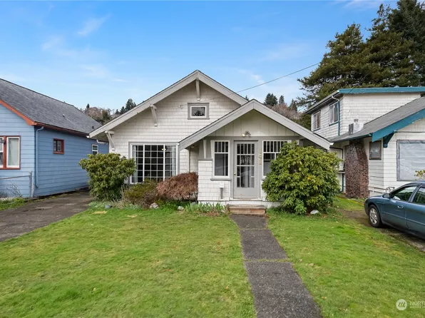 141 Karr Avenue, Hoquiam, WA 98550