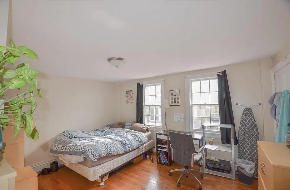 74 Transit St — Photo 3