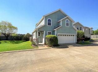 1834 Woodbend Village Ct, Houston, TX 77055