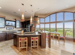 2908 W 37th Cir SUITE 703, Sioux Falls, SD 57105