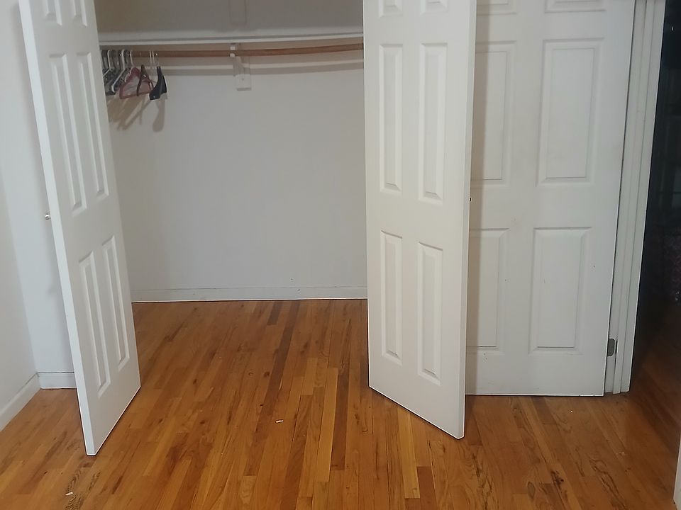 2nd image of 92 Marion St