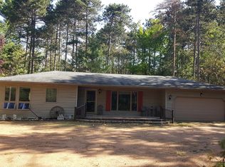 N4223 Lakeside Dr, Hancock, WI 54943