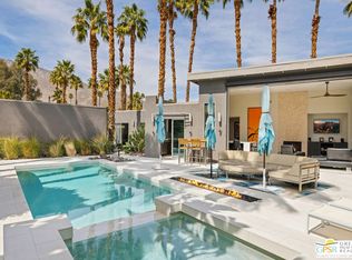 658 Dunes Ct, Palm Springs, CA 92264