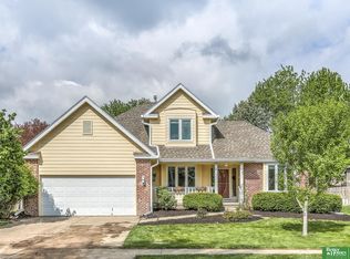 6114 S 157th St, Omaha, NE 68135