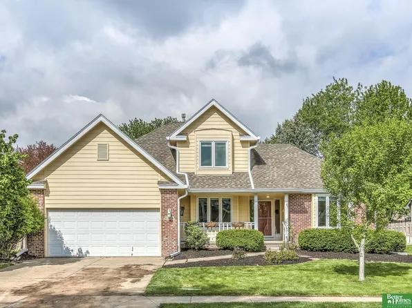 6114 S 157th St, Omaha, NE 68135