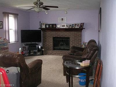 4th image of 1338 Pheasant Ct