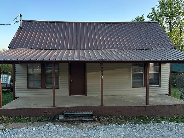 3345 W Don Tyson Pkwy — Photo 1